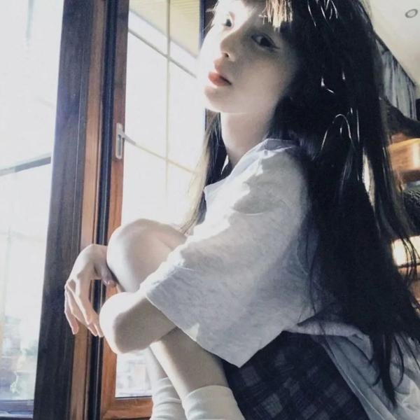 笼中比翼鸟